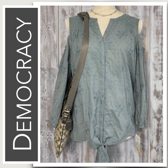 Democracy Cold Shoulder Top in  “Stormy Sea” Sage 3/4 Sleeves NWT - Picture 4 of 8
